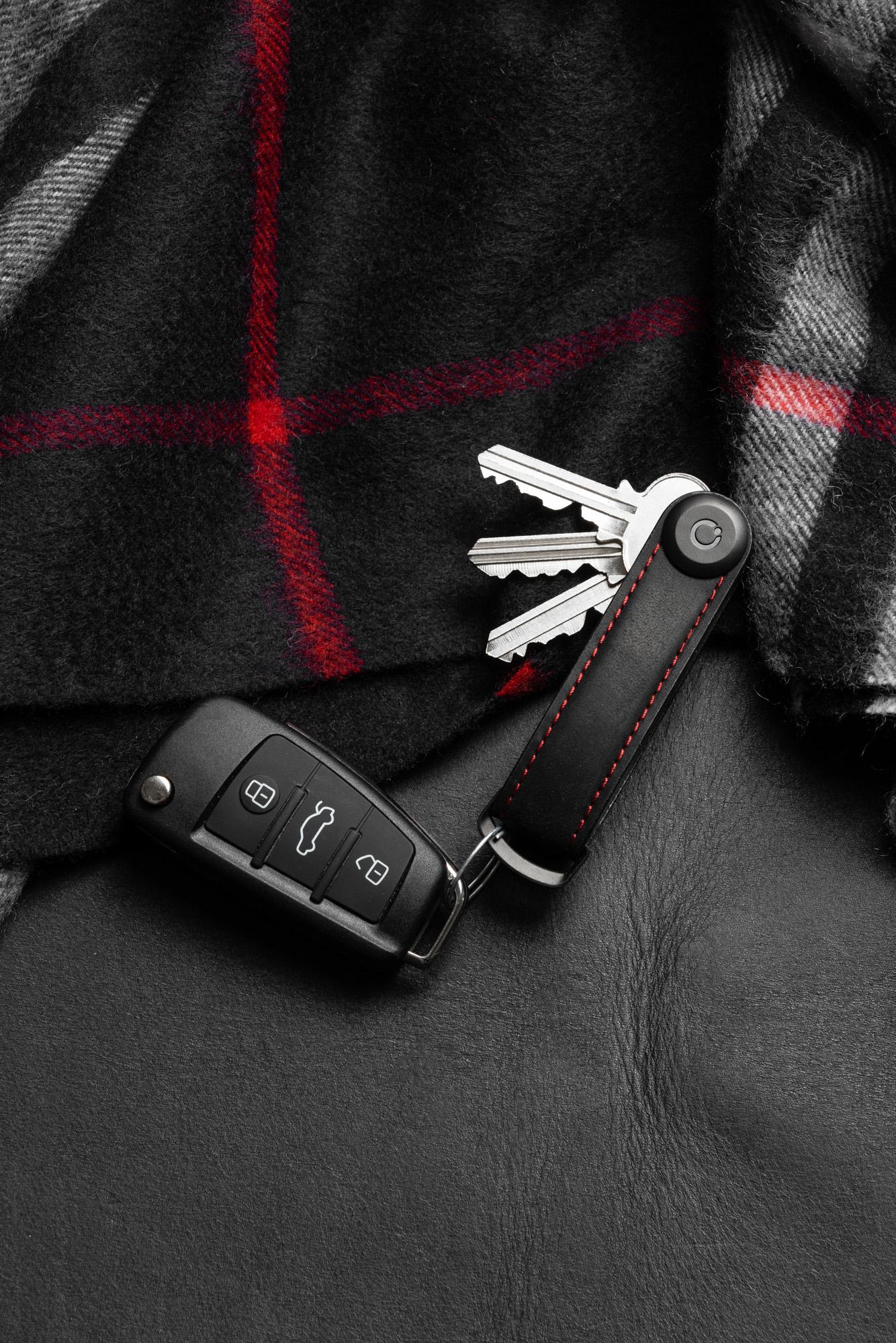 Orbitkey - Crazy Horse Leather Black with Red Stitching