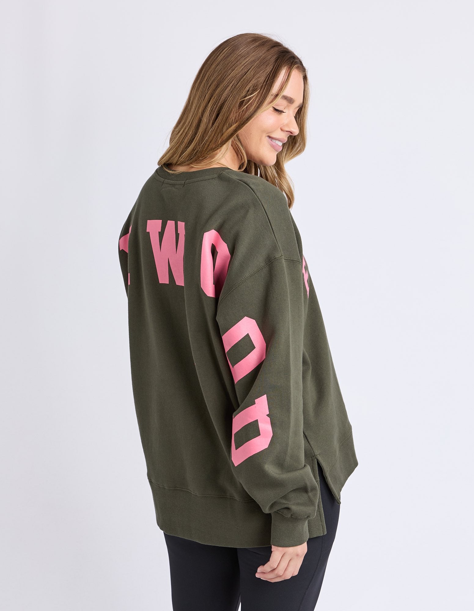 Foxwood Interval Crew - Dark Khaki & Coral