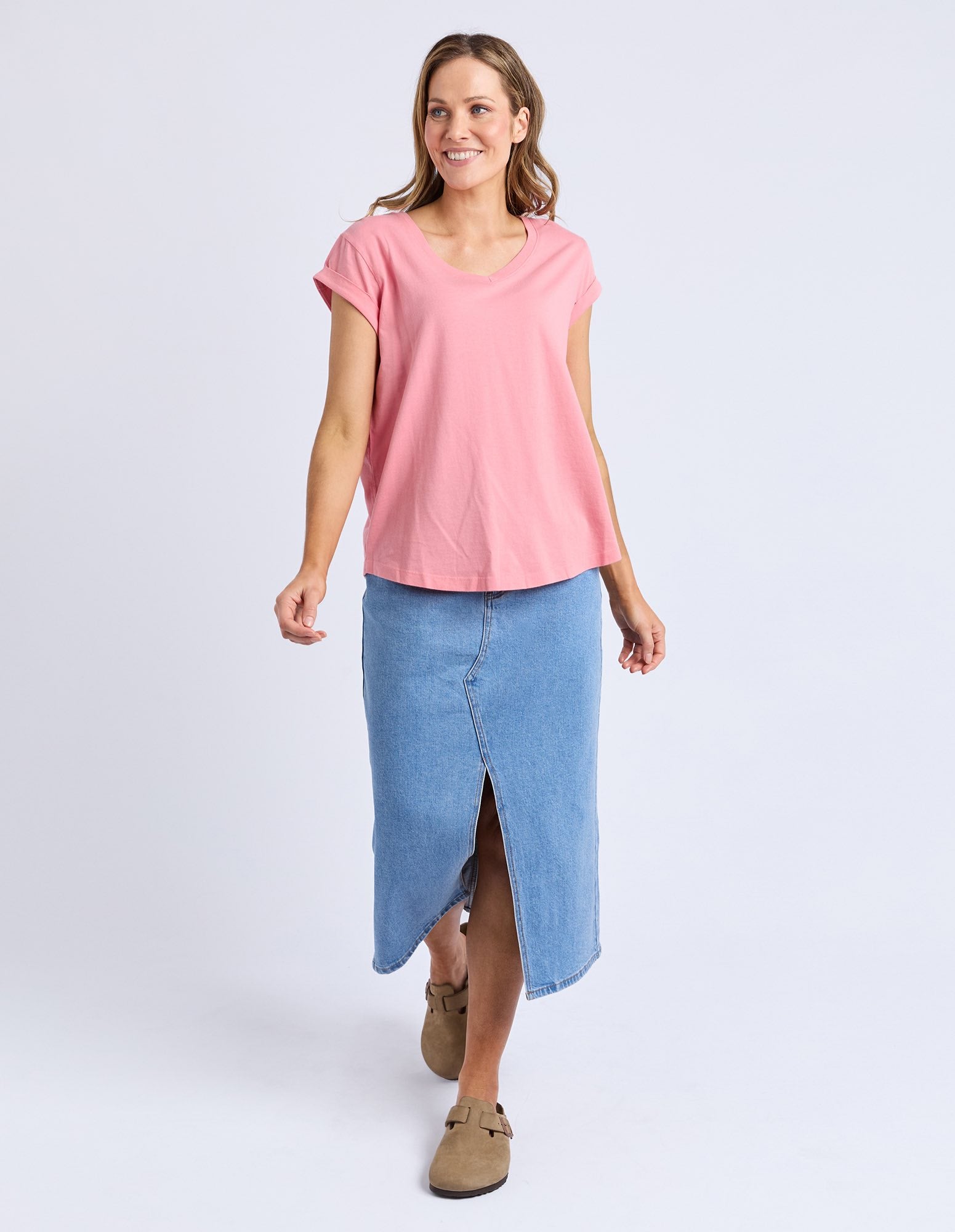 Foxwood Manly Vee Tee - Rose