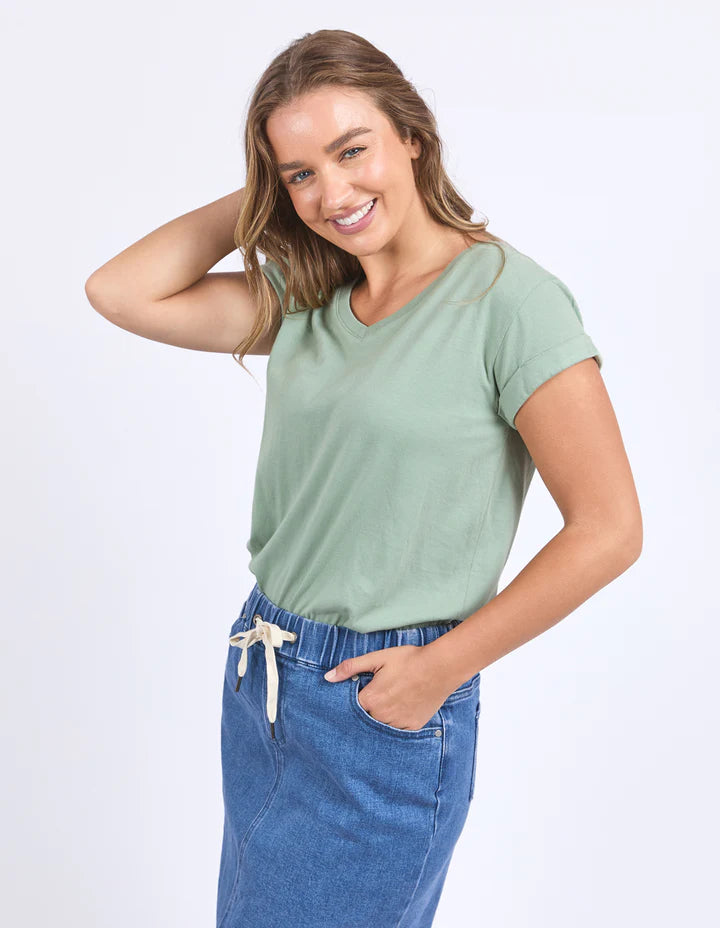 Foxwood Manly Vee Tee - Iceberg Green