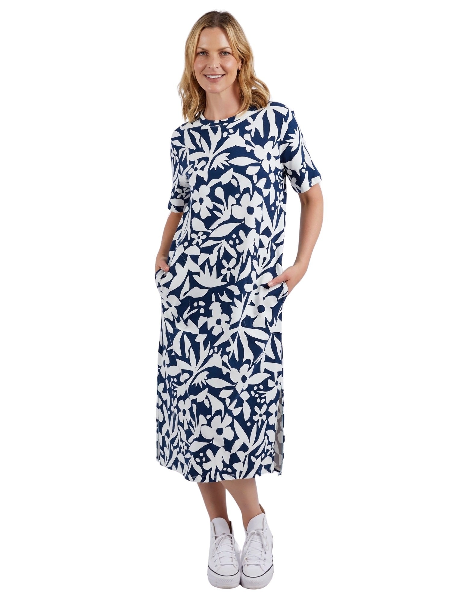 Elm - Stencil Floral Tee Dress - Navy Floral Print