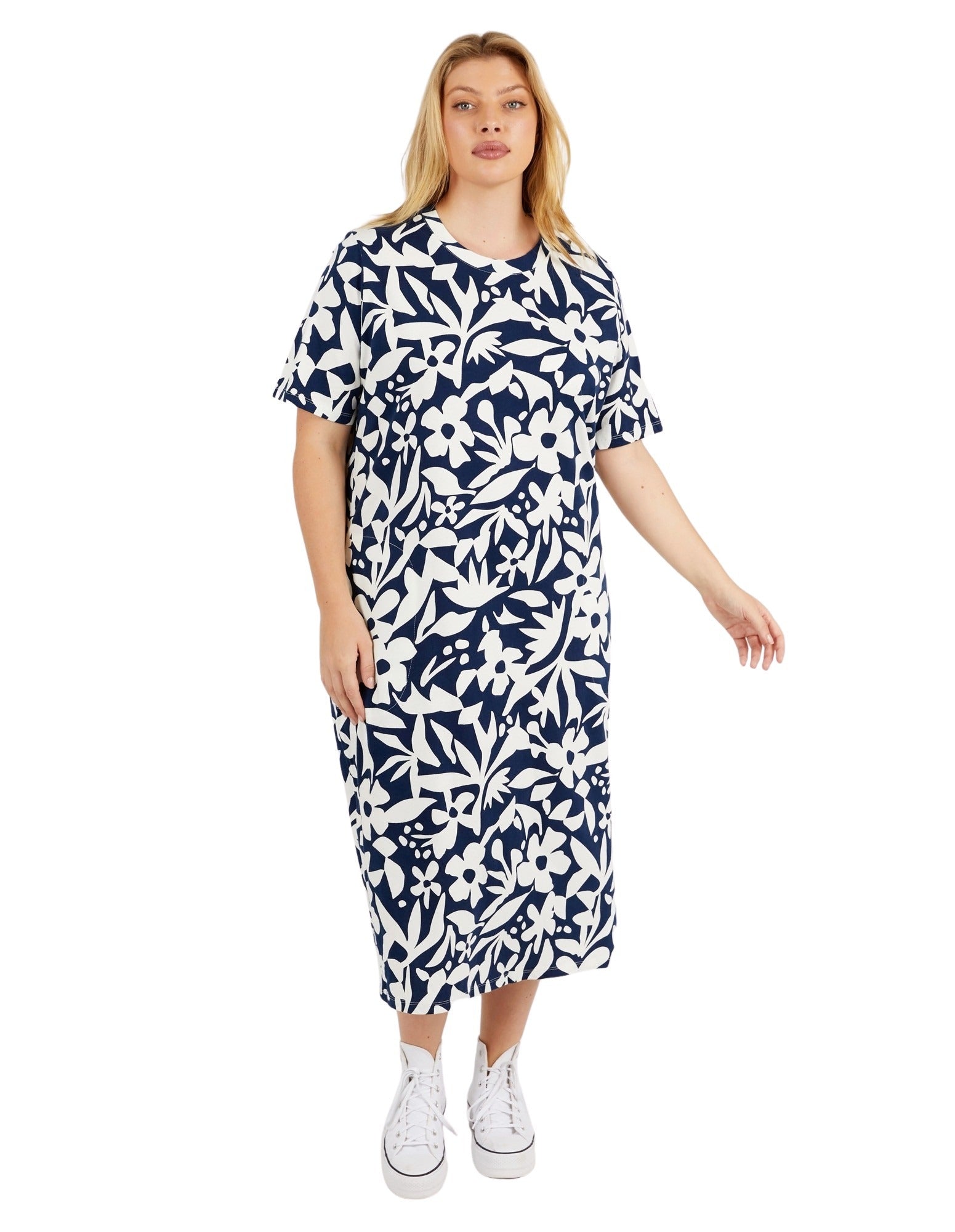 Elm - Stencil Floral Tee Dress - Navy Floral Print