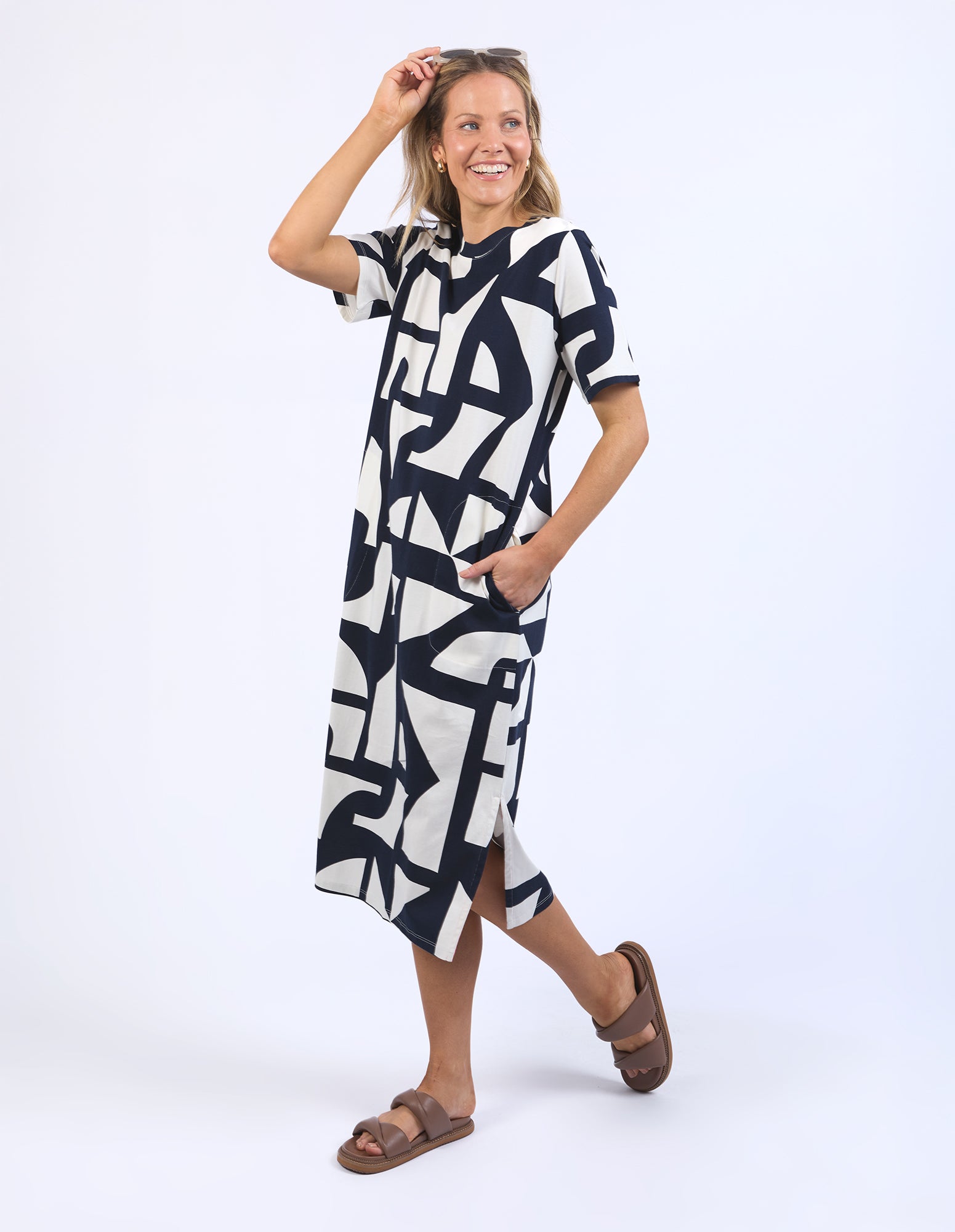 Elm - Dali Tee Dress - Navy Abstract Print