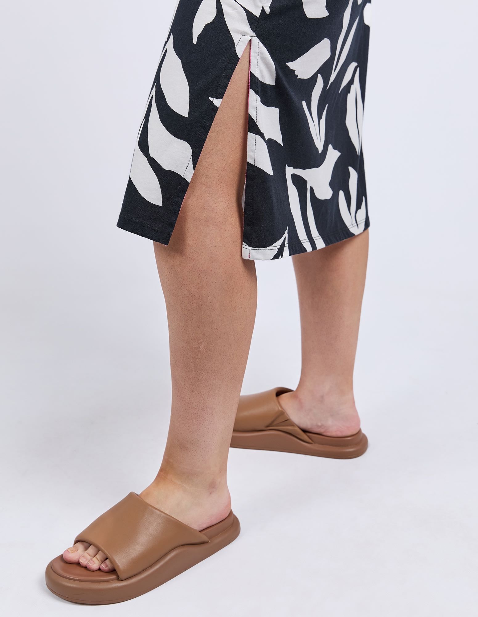 Elm - Mimosa Tee Dress - Black Yardage