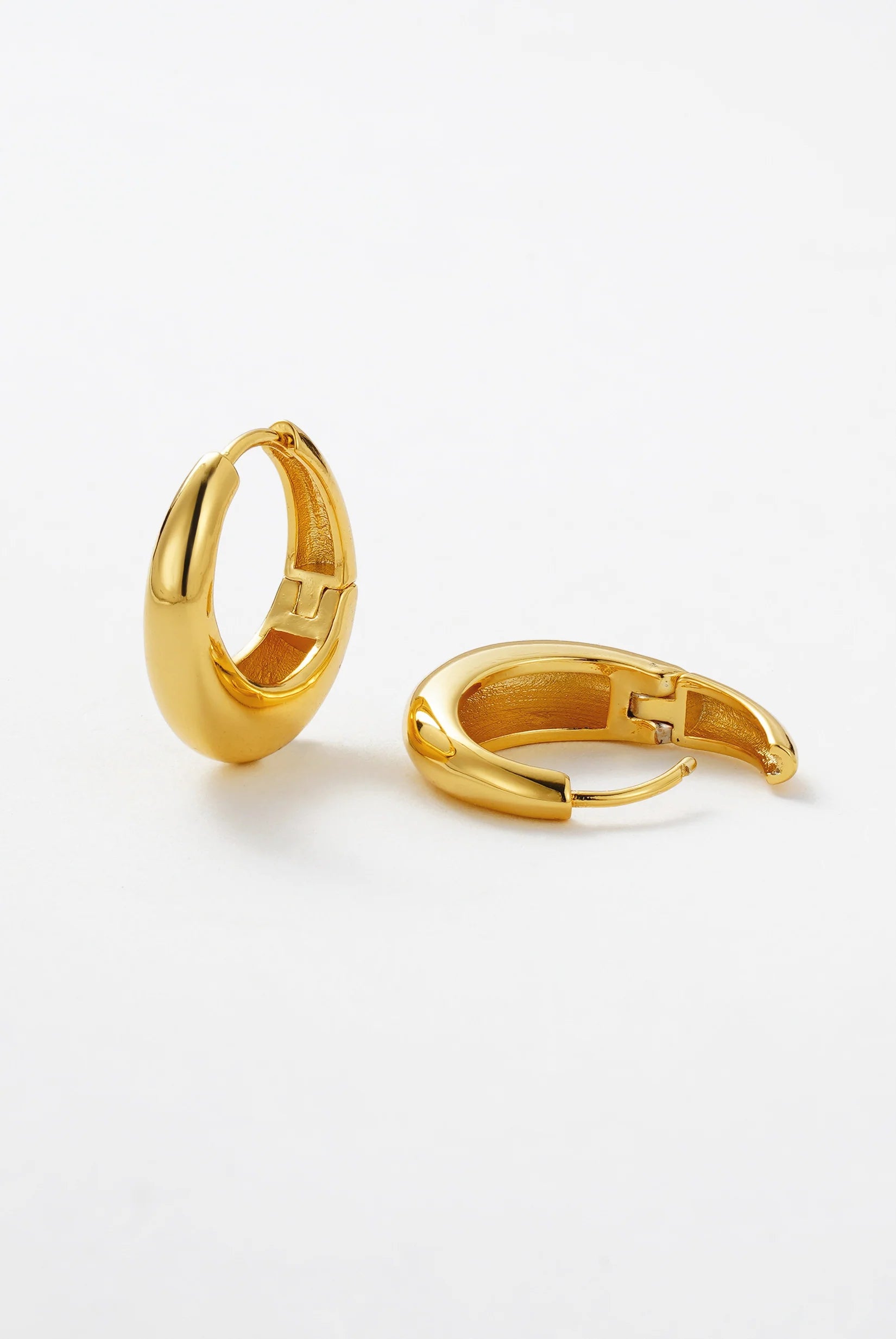 Zafino Cleo Hoop Medium - Gold or Silver