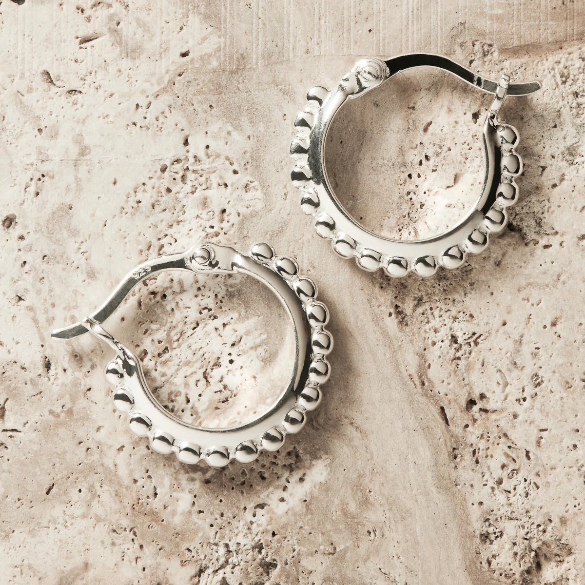 Najo E6829 Chia Hoop Earring Silver