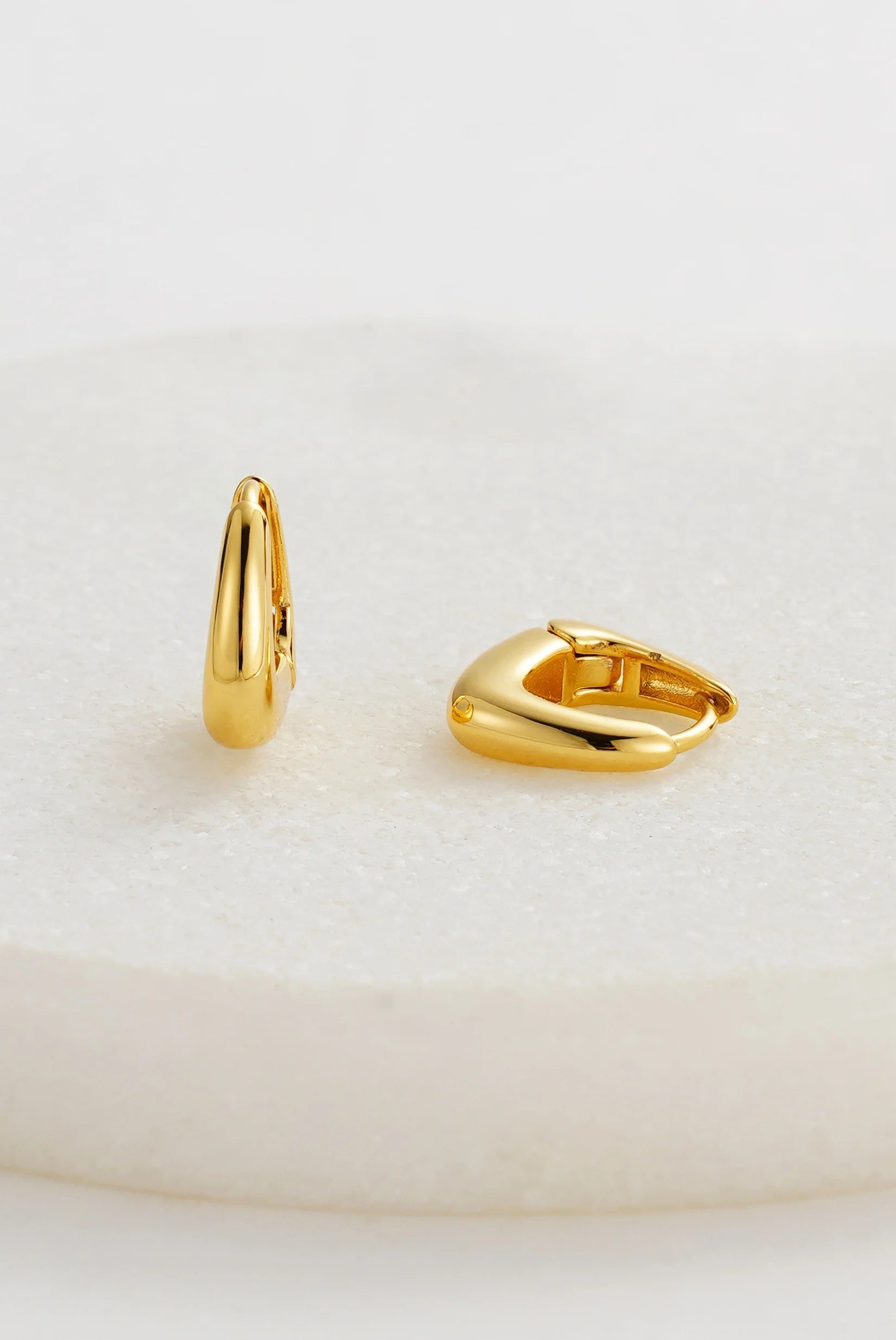 Zafino Neve Huggie - Gold or Silver