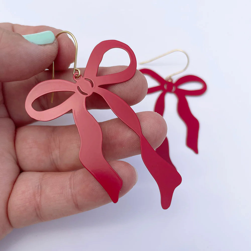 Denz & Co - Midi Christmas Bow Earrings - Red