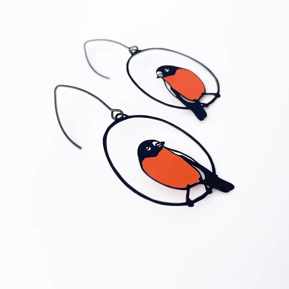 Denz & Co - Midi Flame Robin Earrings - Black/Red