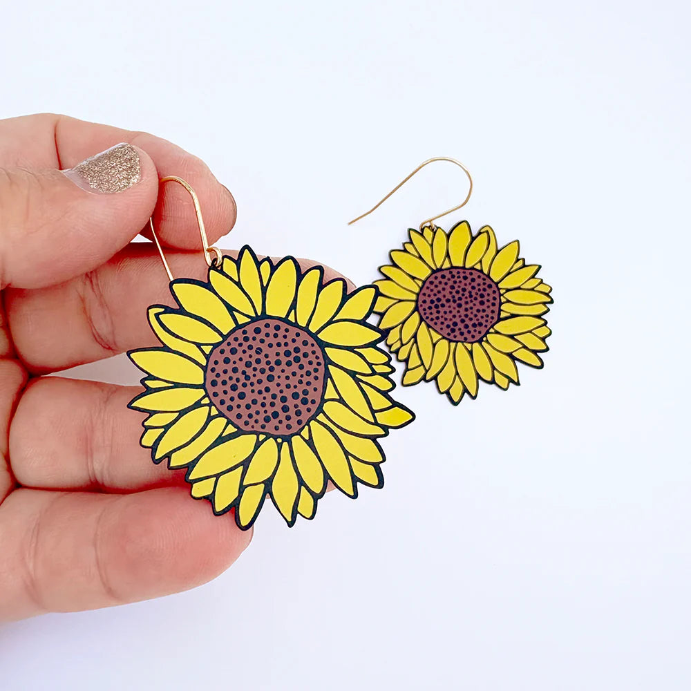 Denz & Co - Midi Sunflower Earrings - Black, Brown, Yellow
