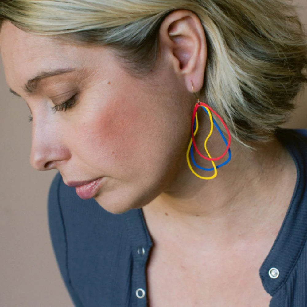 Denz & Co - Tri Shape Dangle Earrings - Primarys