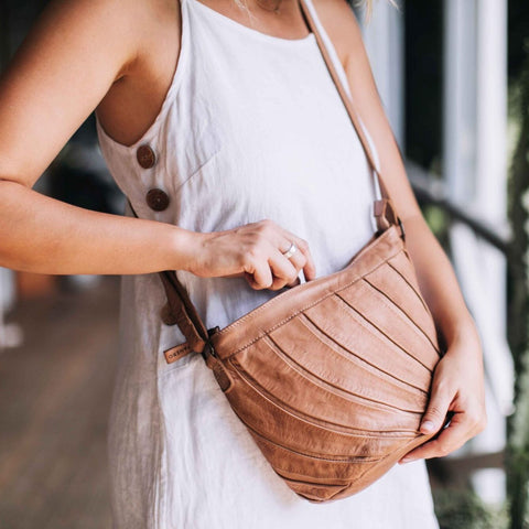 Buy KOMPANERO Brown Textured Small Sling Handbag Online At Best